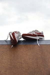 Sneakers er og bliver det sikre valg!